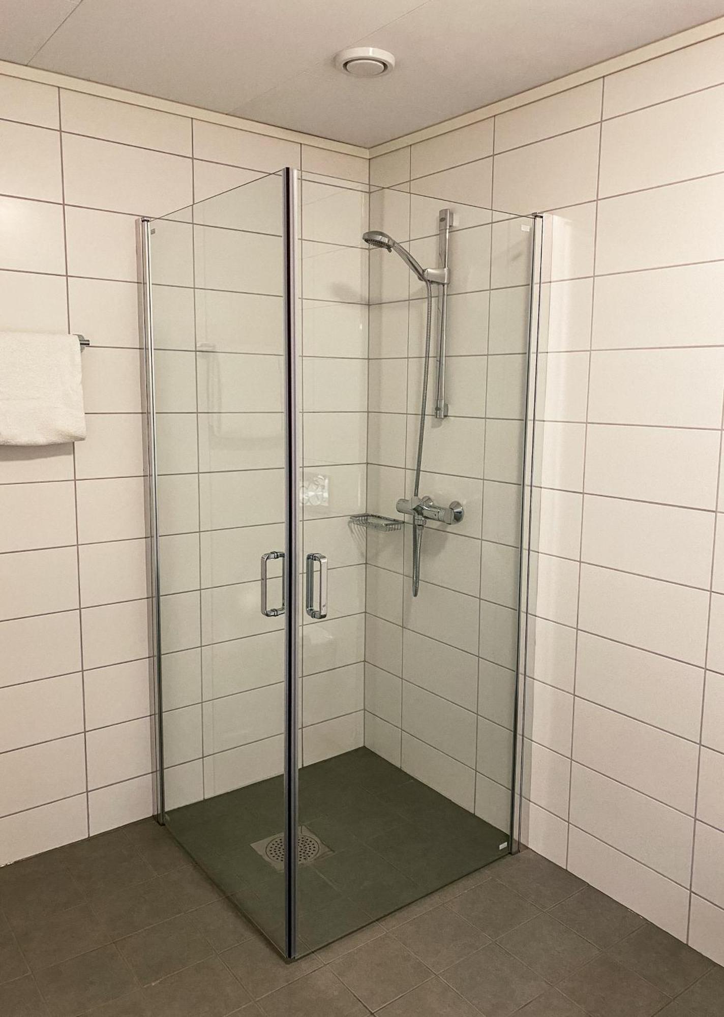 Loen Apartments Szoba fotó